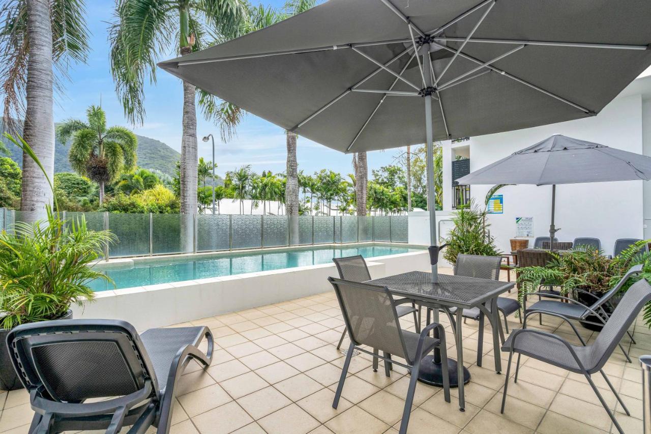 Elysium Apartments Palm Cove Exterior foto