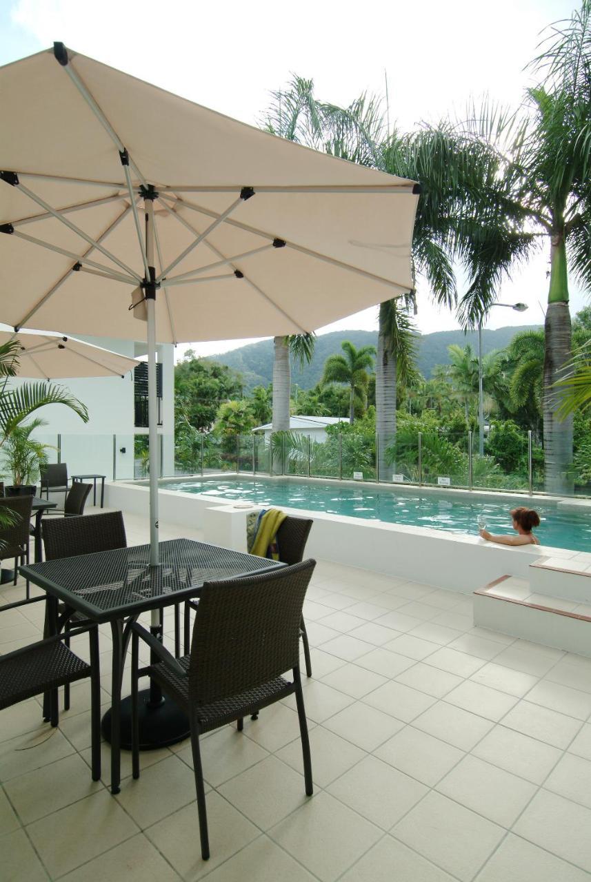 Elysium Apartments Palm Cove Exterior foto