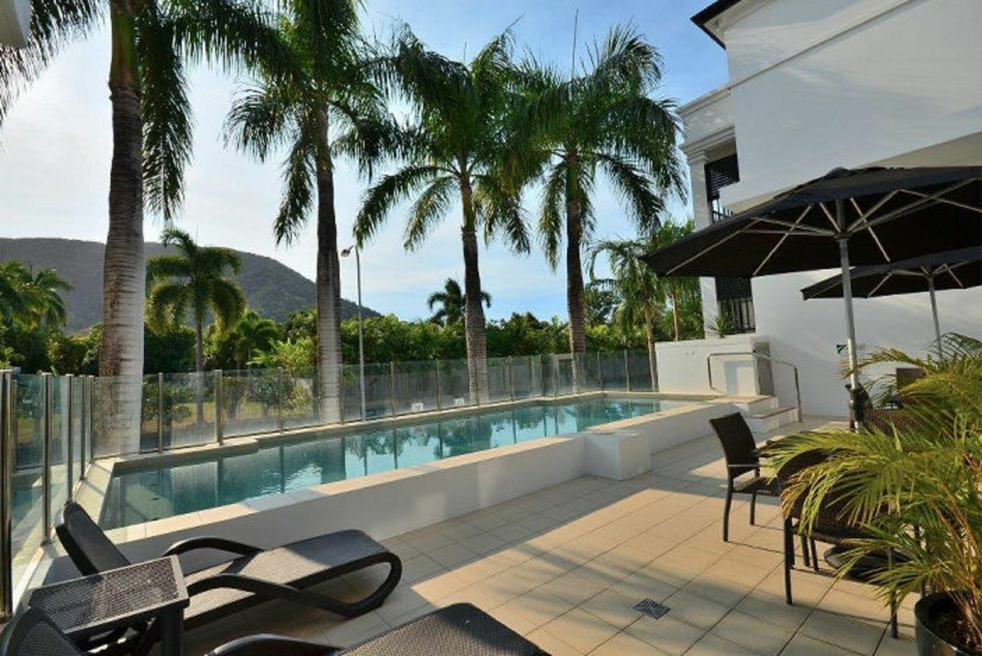 Elysium Apartments Palm Cove Exterior foto
